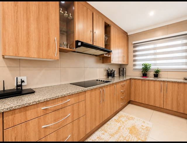 4 BEDROOM HOUSE FOR SALE IN THREE RIVERS EAST